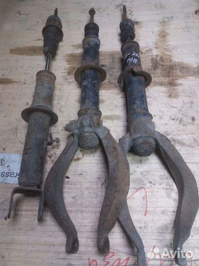 Амортизатор задний Додж стратус 2