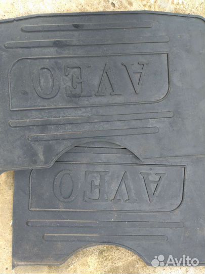 Брызговики универсальные