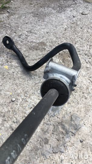 Стабилизатор задний со втулками Mercedes w211