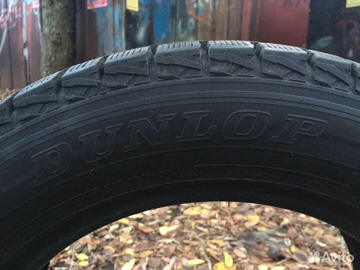 Dunlop Winter Maxx SJ8 225/60 R17 99R