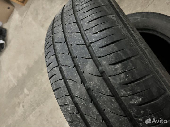 Toyo NanoEnergy 3 185/60 R15
