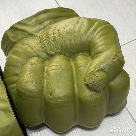 Перчатки Халка