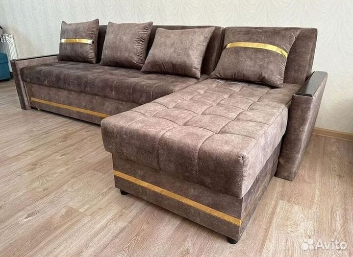 Угловой диван раскладной в наличии не б/у