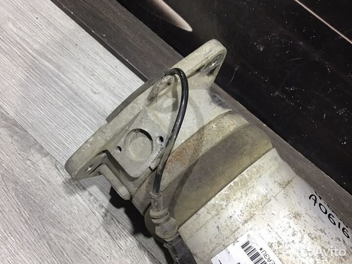 Стойка пневматическая задняя левая Audi A8 D3