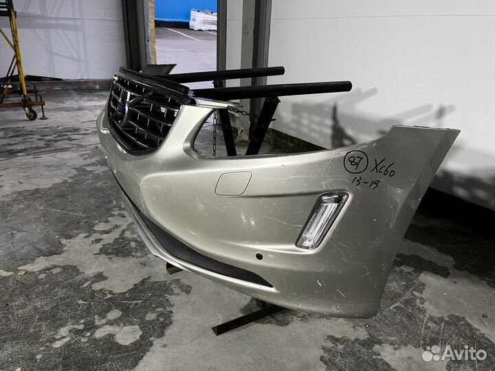Бампер передний в сборе Volvo XC60 2013 2015 2015