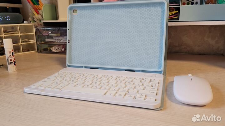 Чехол с клавиатурой для Samsung