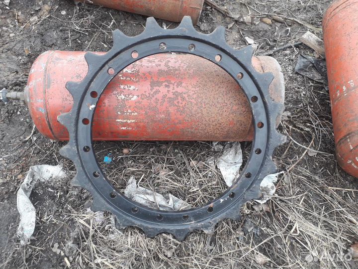 Звезда ведущая kamatcu PC200 PC 220