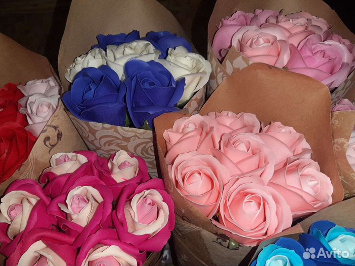 Букеты из мыльных роз в наличие