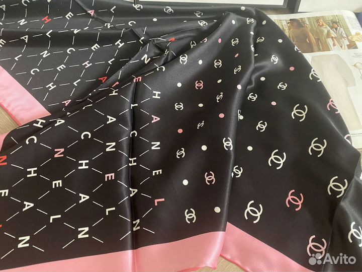 Платок шелковый Chanel