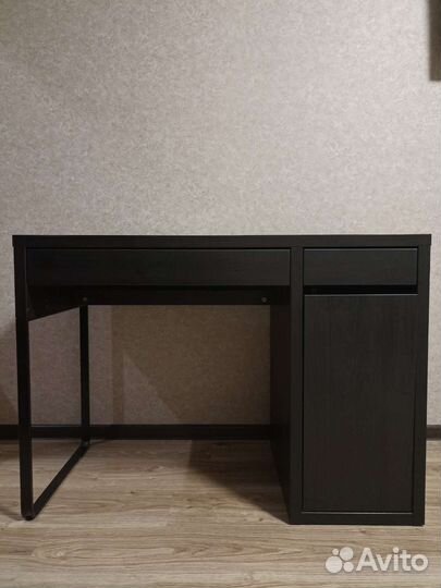 Письменный стол IKEA микке