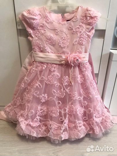 Нарядное платье для девочки
