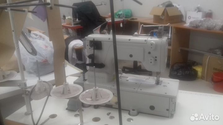 Швейная промышленная машинка