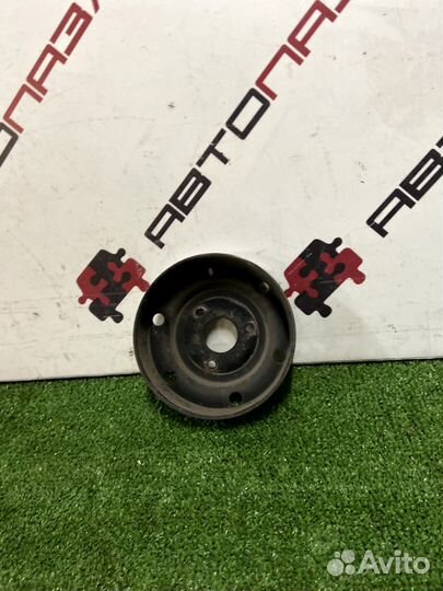 Шкив помпы водяного насос Honda Civic 8 4D