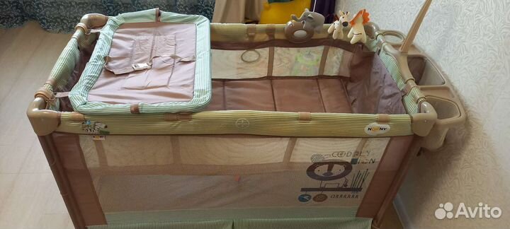Детская кровать манеж