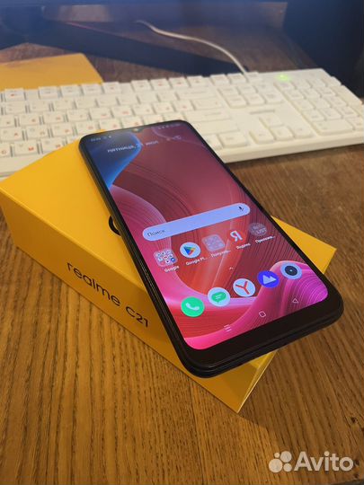 Realme c21