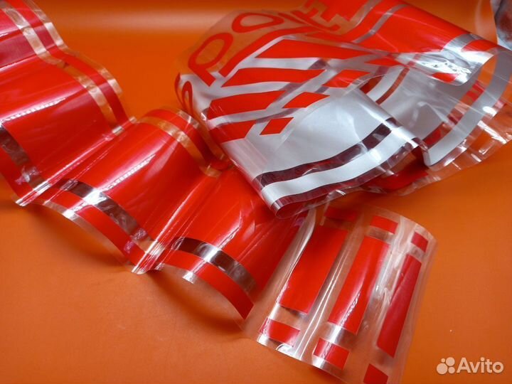 29978 Наклейка на капот автомобиля