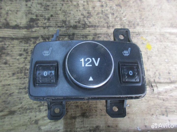 Кнопка обогрева сидений Ford Focus III 2011-2019