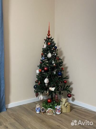 Елка искусственная