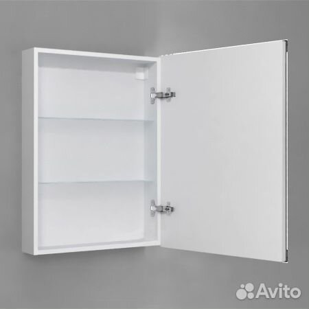 Зеркальный шкаф в ванную Split