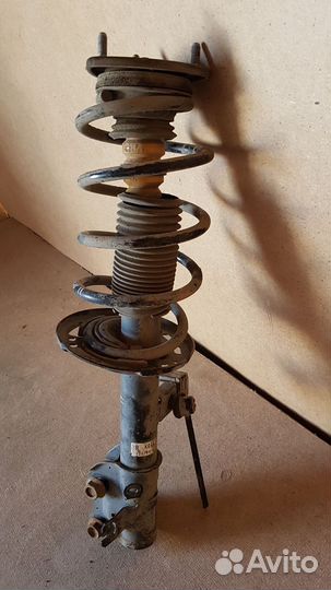 Правый амортизатор mazda cx-5 cx5 cx 5 kd4534700a