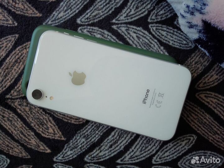 iPhone Xr, 128 ГБ