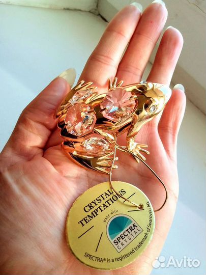 Лягушка swarovski