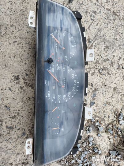 Щиток приборов mazda 626 ge