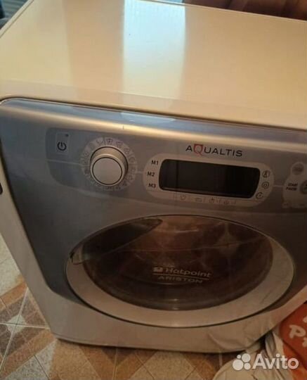 Стиральная машина Hotpoint ariston aqualtis