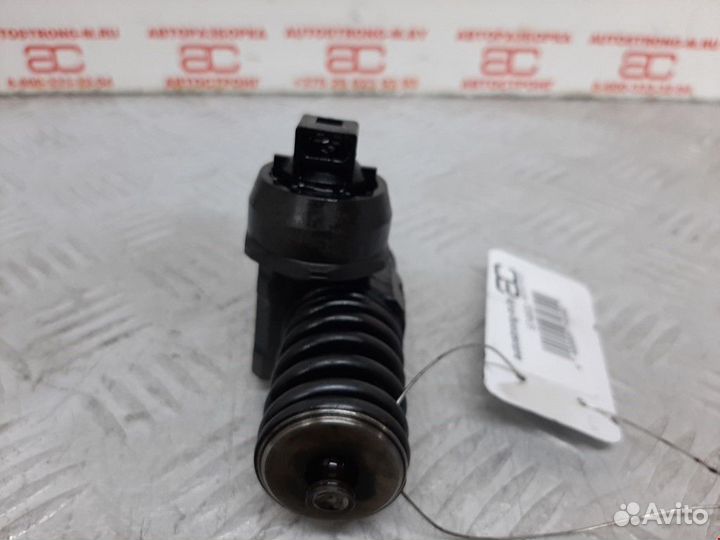 Форсунка Volkswagen Touran 2005