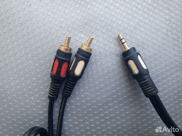 Аудио кабель 3.5 mm jack- RCA