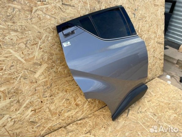 Дверь задняя правая Toyota CHR