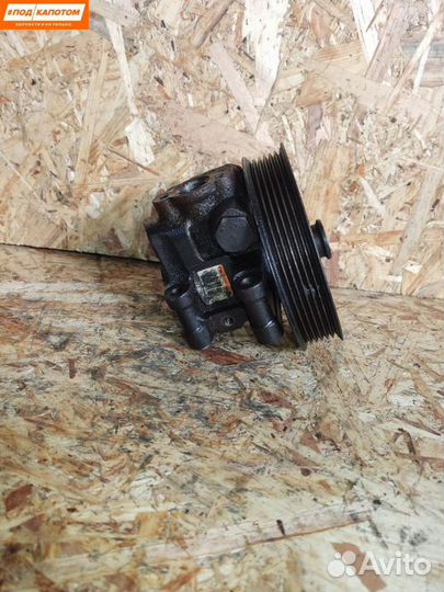 Насос гидроусилителя руля Ford Mondeo 3 1357641