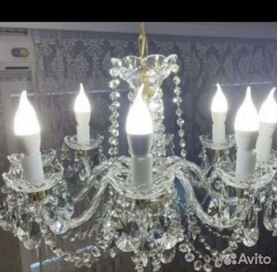 Хрустальная люстра