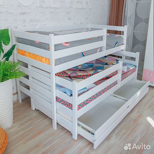 Двухъярусная кровать из березы