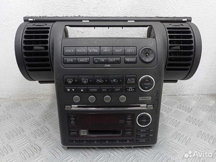 Панель управления магнитолой Infiniti G 1 V35 28041AC370