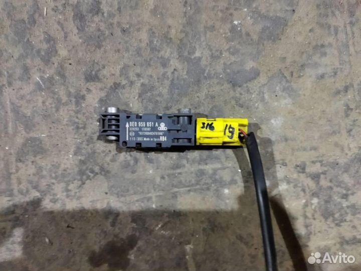 Датчик AIR BAG от Audi A4 (B7) 2005-2008