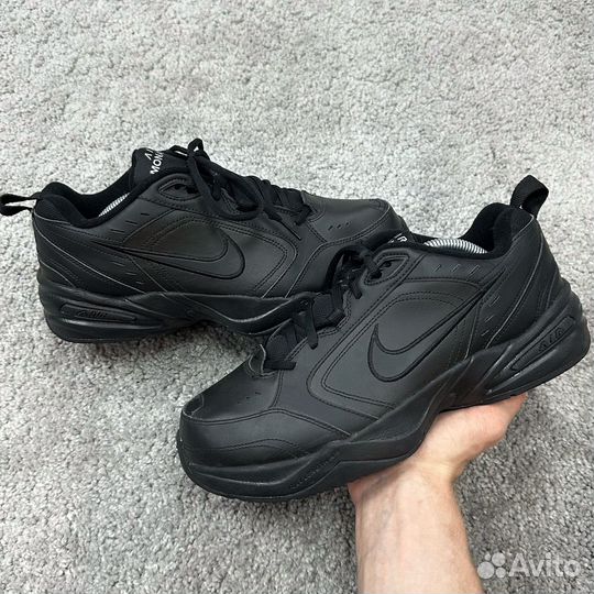 Кроссовки Nike Air Monarch 43 eu / 9.5 us Новые