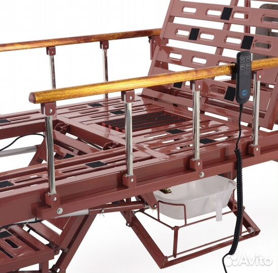 Кровать с электроприводом для лежачих / инвалидов