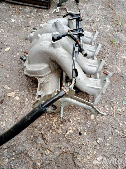 Запчасти на toyota carina e