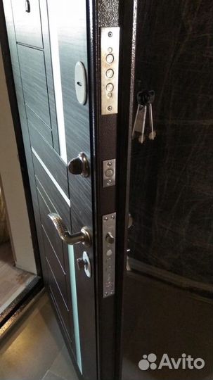 Ремонт входных дверей, замена и установка замков