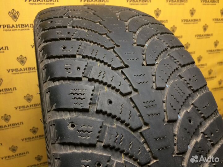 Maxtrek Trek M900 Ice 215/55 R17 98T