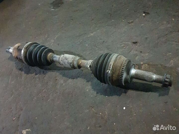 Привод левый тойота авенсис т250 2.0 АКПП