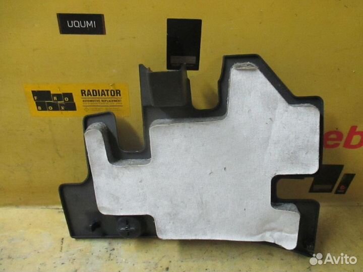 Обшивка салона передняя правая нижняя Honda Civic ferio ES3