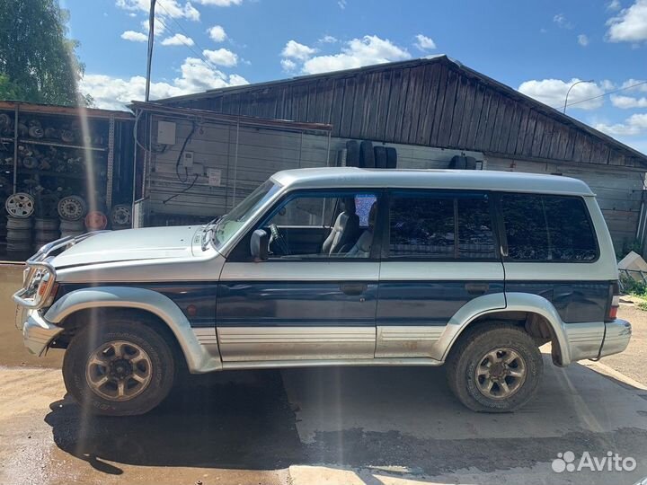 В разборе Митсубиси Паджеро 2