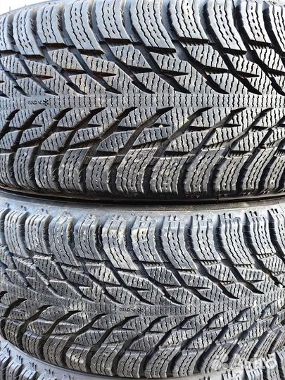 Nokian Tyres Hakkapeliitta R3 SUV 235/60 R18 107R