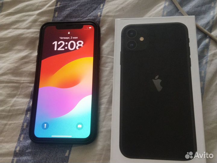 iPhone 11, 64 ГБ
