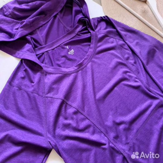 Спортивная кофта