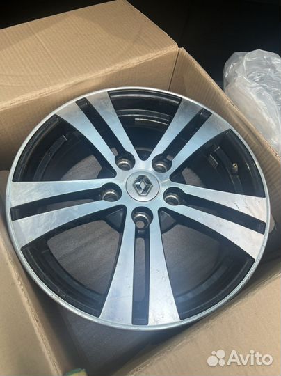 Диск литой r 16 Рено дастер