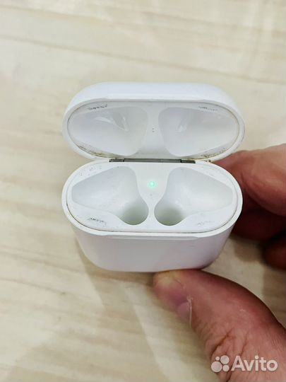 Кейс зарядный для apple airpods