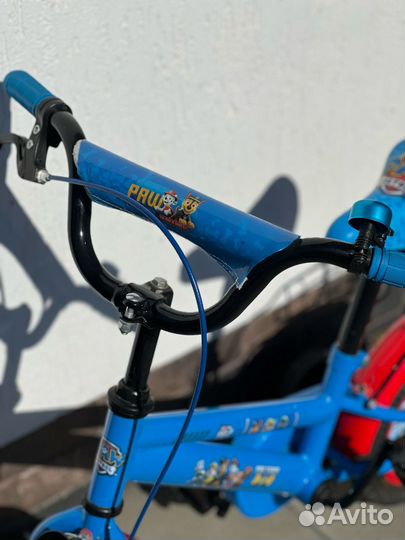 Детский велосипед четырехколесный